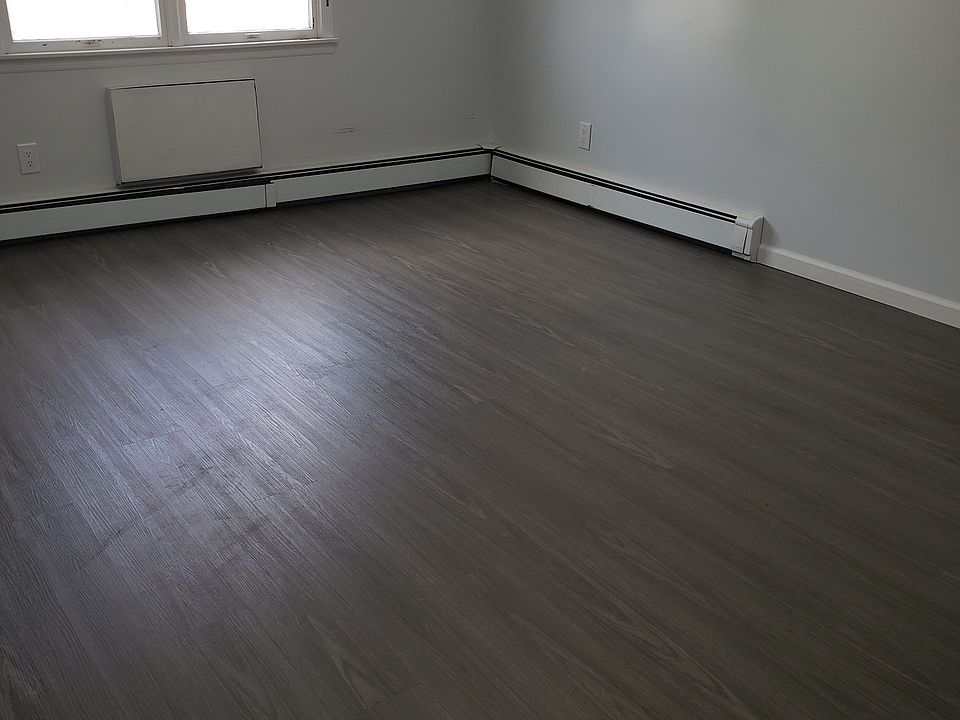 1st image of 14209 59th Ave Floor 1