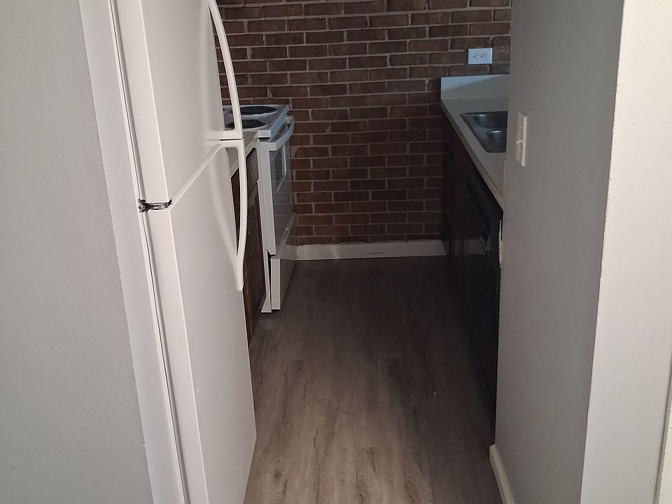 1st image of 31 Rue Royale #C