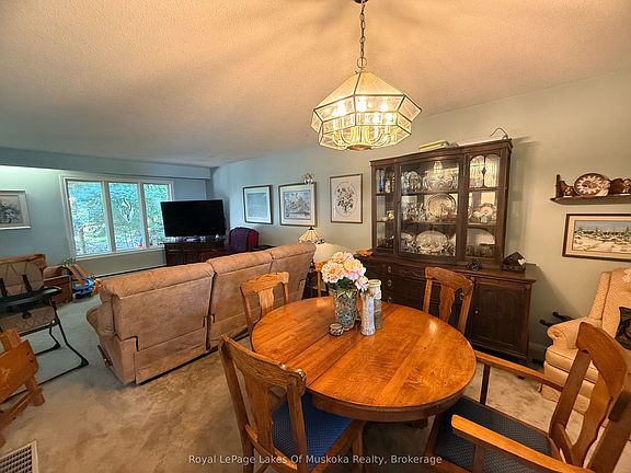 3rd image of 22 Westvale Dr