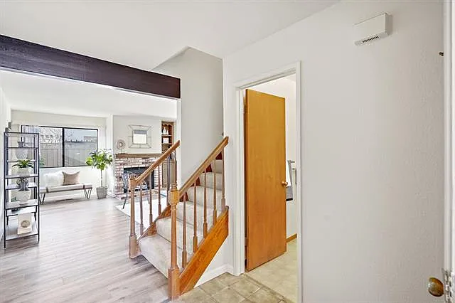 2014 Acacia Ct — Photo 2