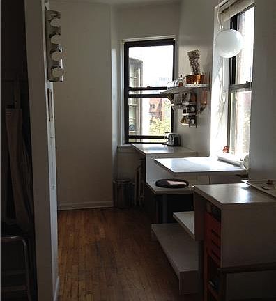 5th image of 320 W 17th St APT 5RE