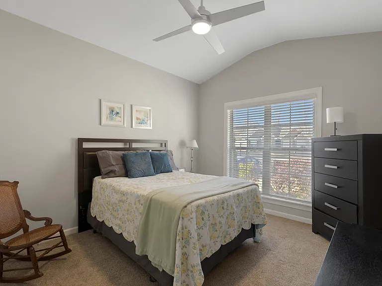 253 Woodward Way — Photo 8