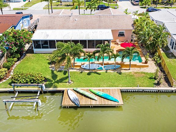 5th image of 260 Jacala Dr