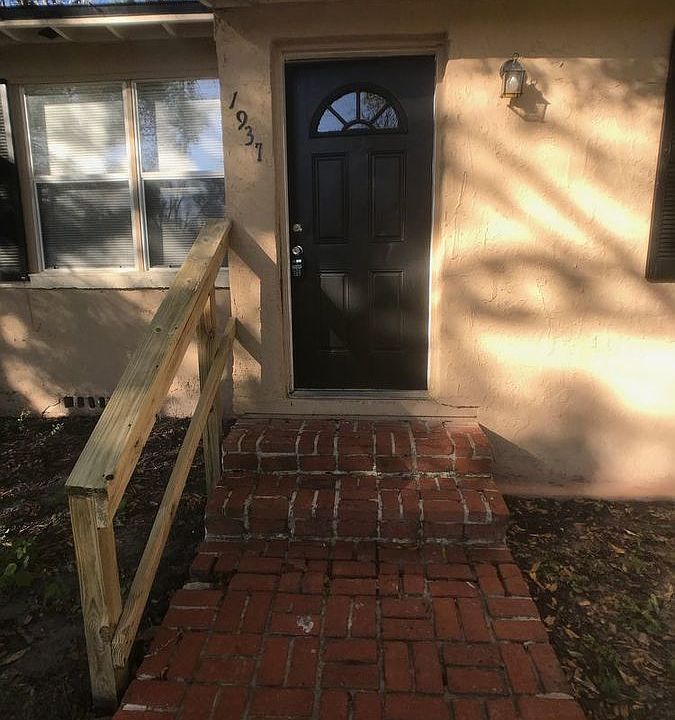 1st image of 1937 S Allandale Cir
