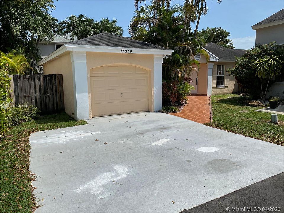 1st image of 11819 SW 102nd St #0