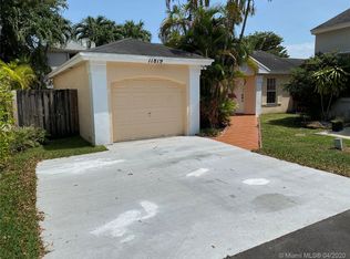 11819 SW 102nd St #0, Miami, FL 33186