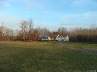 4720 Hogback Rd, Fowlerville, MI 48836