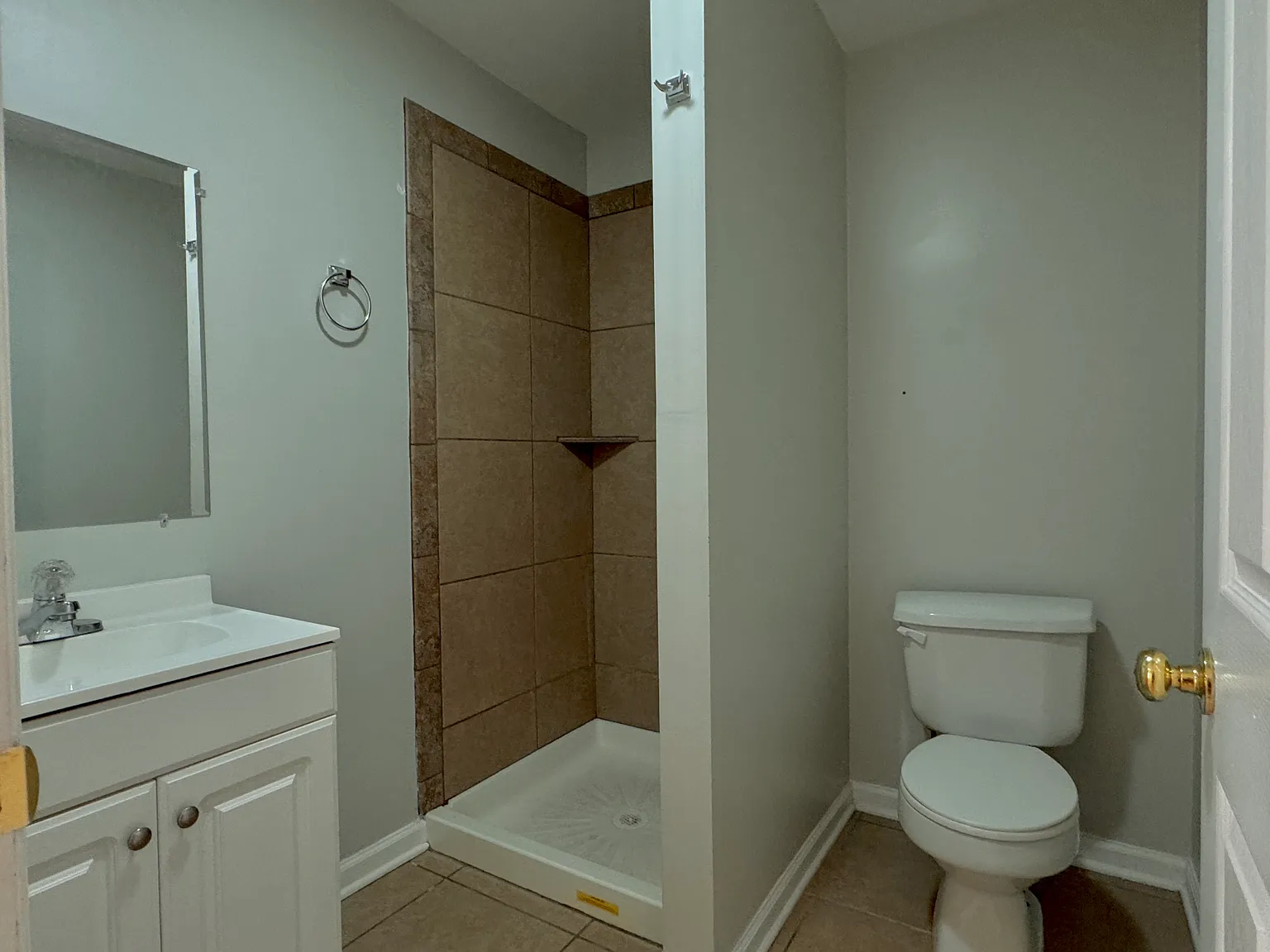 1 bed, 375 sqft, $875 — Photo 2