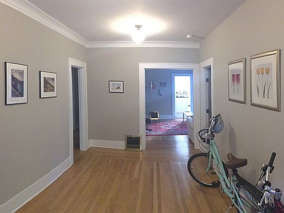 front entry room / foyer