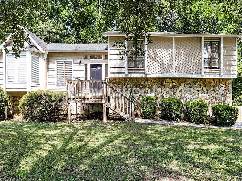 2055 Brookstone Ct