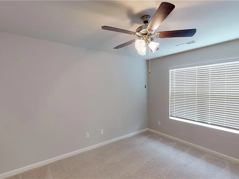 4048 Kingsbrook Blvd — Photo 16