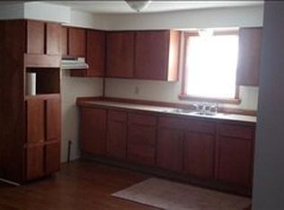 4125 10th St, Newport, MI 48166