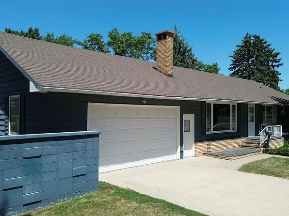 304 5th St, Wakonda, SD 57073