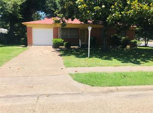 2401 Adams Ct, Irving, TX 75061