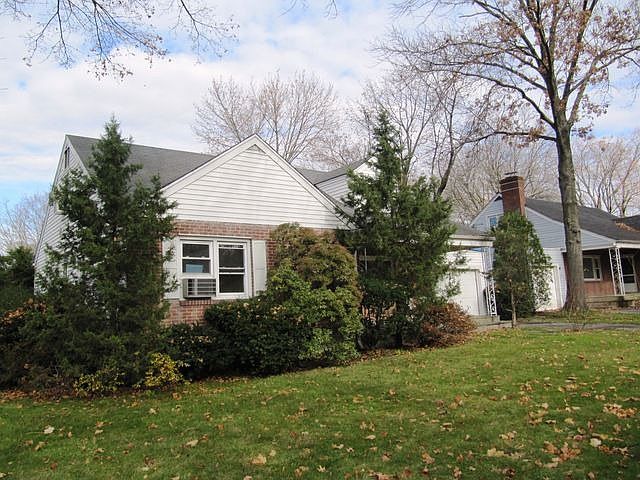 2nd image of 46 Linda Ave