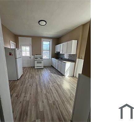 1st image of 4654 Alaska Ave #11