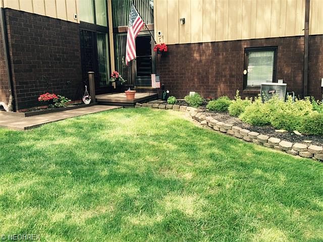 1st image of 4703 Greenbriar Ln