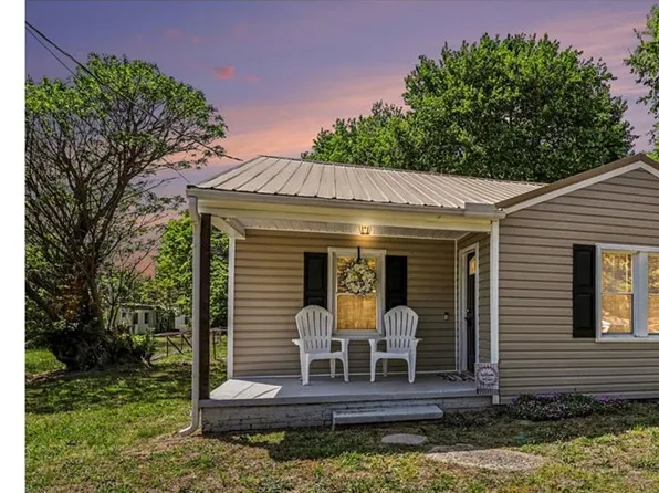 2357 Arnold Rd, Lexington, NC 27295