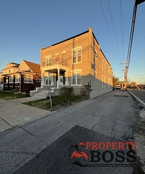 1st image of 3619 Fir St #1N-1