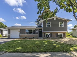 6292 Faircrest Rd, Columbus, OH 43229