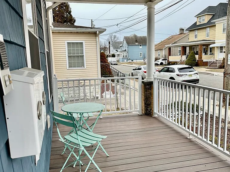 66 Atlantic St — Photo 3