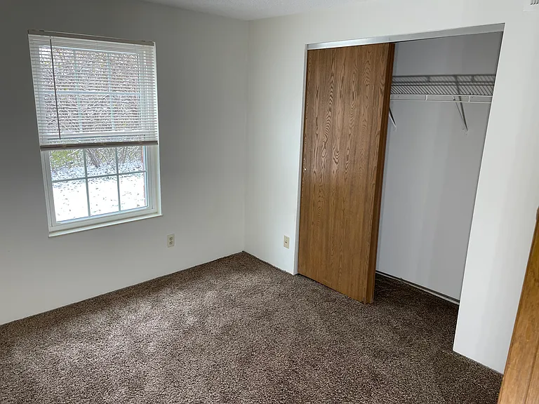 Lees Crossing Apartments — Photo 56