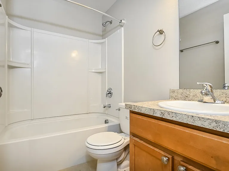 920 Wynnmere Walk Ave — Photo 15