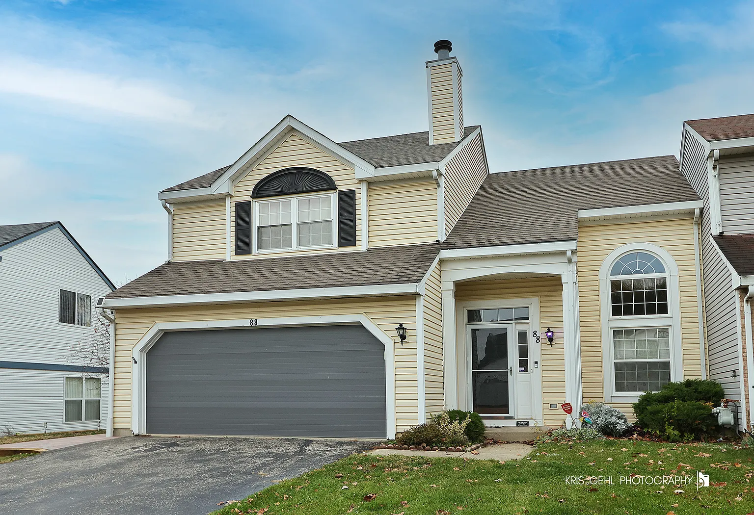 88 E Rosewood Ln photo 1