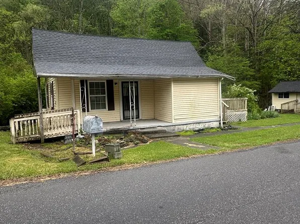 861 Allison Gap Rd, Saltville, VA 24370