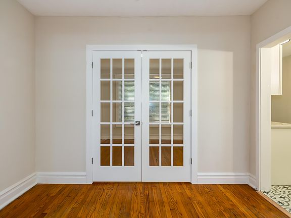 5th image of 1319 McCausland Ave #5