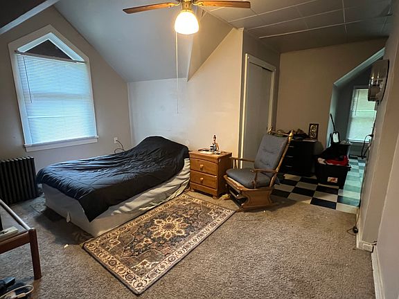 2nd image of 515 N Pinckney St #7A