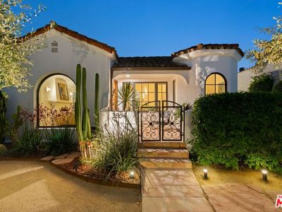 3864 3rd Ave, Los Angeles, CA, 90008