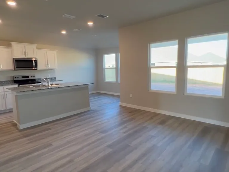 3017 Lynn Ln — Photo 9