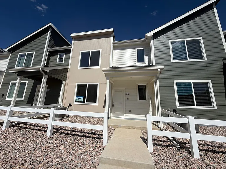 3913 Net St — Photo 1