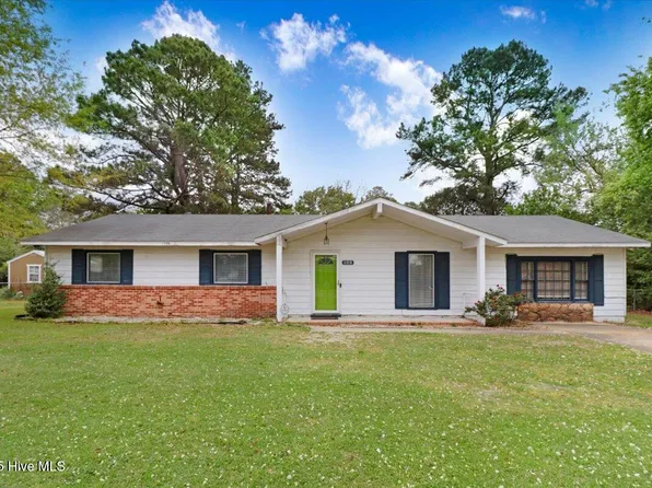 103 Robin Lake Drive, Dudley, NC 28333