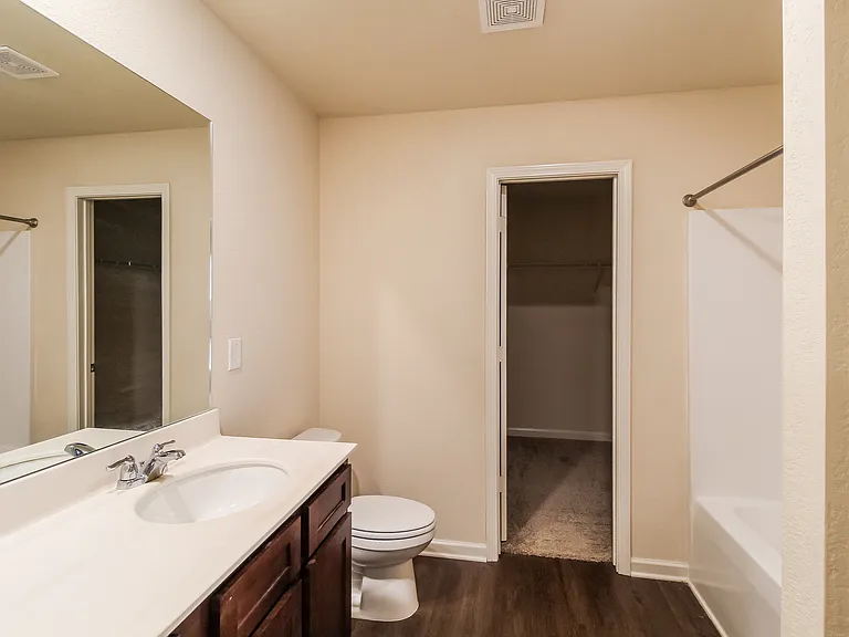 772 Fitzroy Dr — Photo 9