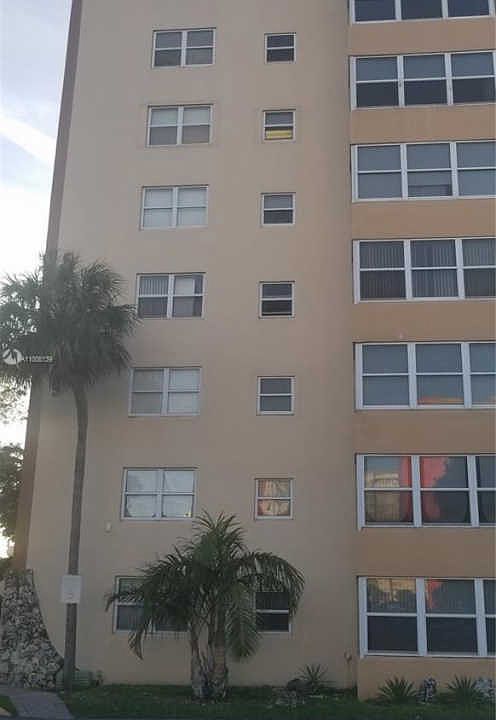 1st image of 1175 Miami Gardens Dr #502