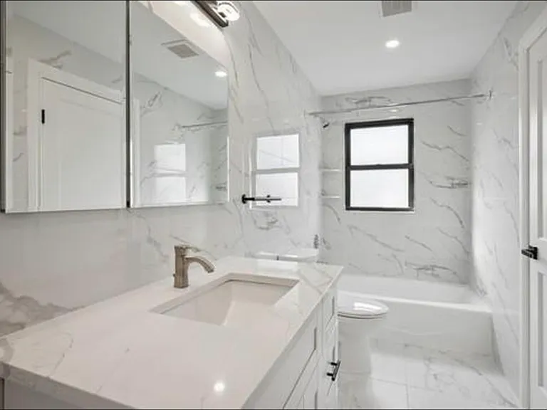 504 Ashford Ave #2W — Photo 7