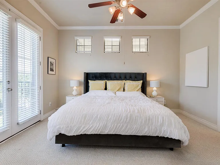 1716 Edwards St — Photo 24