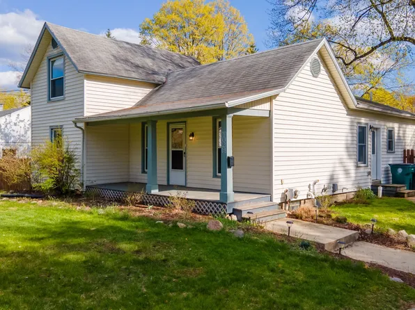 1029 Lilac Ave, East Lansing, MI 48823