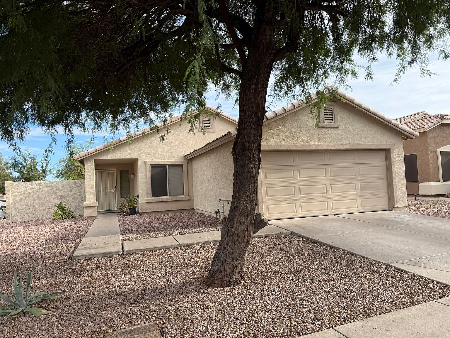 3 bed, 1218 sqft, $2,000 — Photo 4