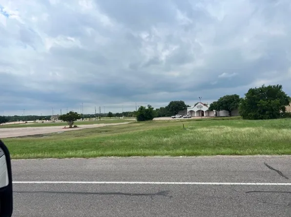 2351 W Ennis Ave, Ennis, TX 75119