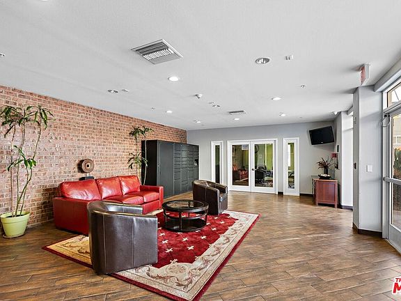 5th image of 3740 Santa Rosalia Dr #317