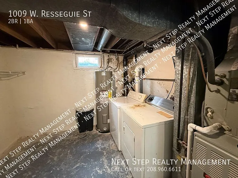 1009 W Resseguie St — Photo 16