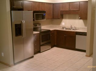 730 Michael St APT 2, Iowa City, IA 52246