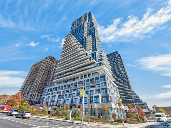 10 Inn On The Park Dr #2203, Toronto, ON M3C 0P9