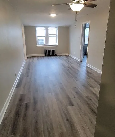 4932 S Packard Ave — Photo 4