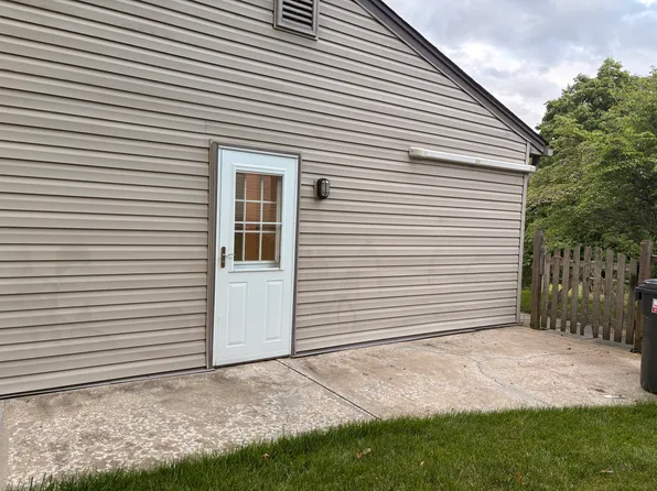3011 Sunflower Dr, Ijamsville, MD 21754