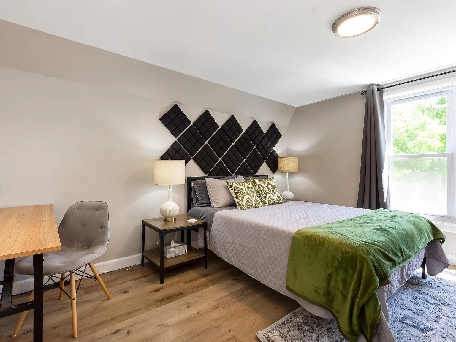 1 bed, 500 sqft, $2,500 — Photo 3