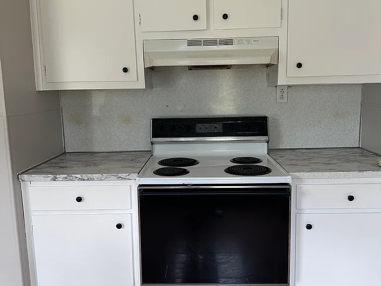 3-5 Willoughby St #2 — Photo 1